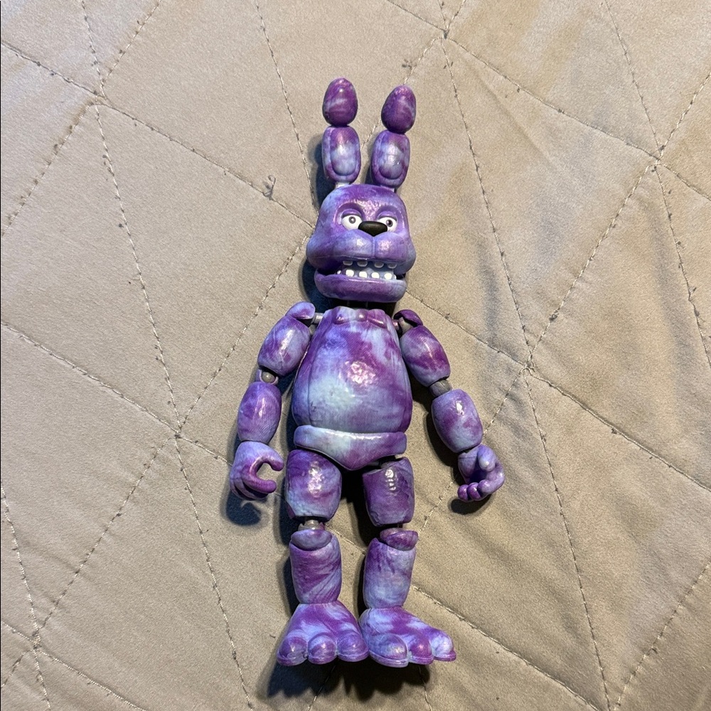 PRE-OWNED Funko Action Figure: Five Nights at Freddy's Tie-dye Bonnie - 2022
